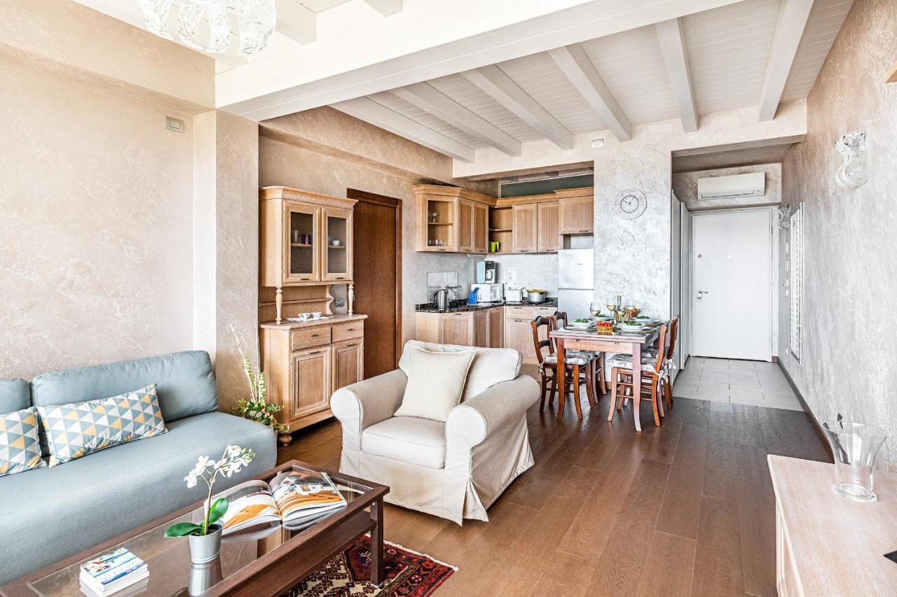 Warda C11 Apartment By Wonderful Italy Дезенцано-дель-Гарда Экстерьер фото