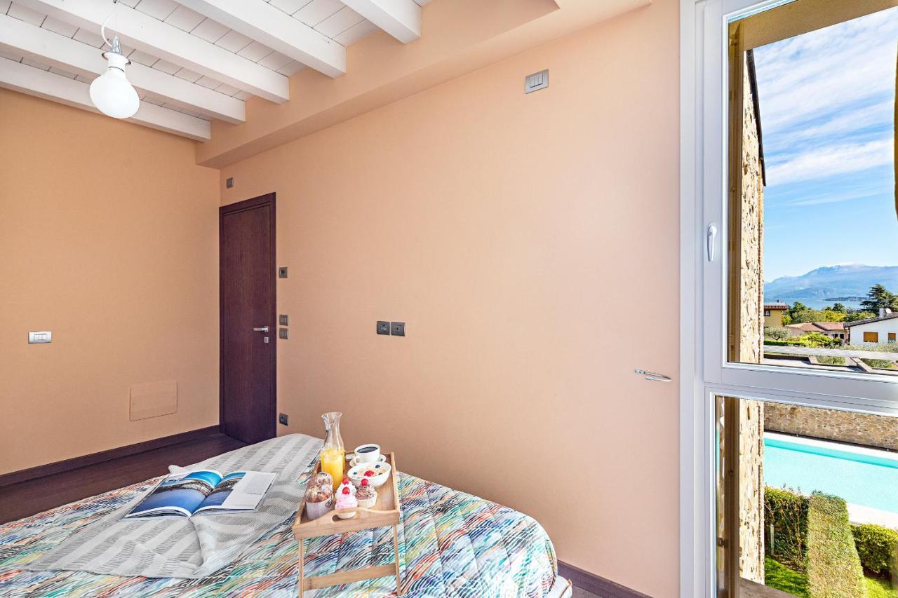 Warda C11 Apartment By Wonderful Italy Дезенцано-дель-Гарда Экстерьер фото